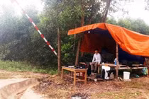 Thanh Hóa: Trưởng CA xã mất xe máy, súng và còng số 8