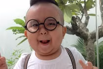 Cậu bé 4 tuổi đông fan nhất Việt Nam gây sốt