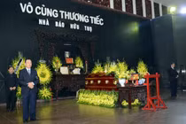 Lãnh đạo Đảng, Nhà nước đến viếng Nhà báo Hữu Thọ
