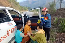 Những tài xế sẵn lòng đỡ đẻ trên ô tô mà không sợ xui xẻo