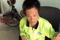 "Ngáo" ma túy đá, con tưởng bố mẹ là ma nên đâm chém