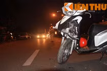 Xe SH tông đuôi taxi tóe lửa, một người nguy kịch