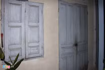 Hàng xóm bất ngờ khi thiếu úy công an tạt axit vào mặt vợ sắp cưới