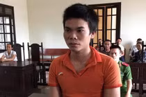 Lừa bạn ngủ say để lẻn vào hiếp dâm mẹ bạn