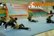 Xem công an TPHCM biểu diễn võ thuật như phim