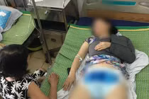 Vợ tố chồng cũ dùng ô tô đâm 2 mẹ con