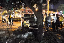 Ô tô “điên” gây tai nạn, thanh niên cứu người bị đánh tới tấp