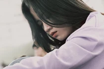 Cho rằng "diễn sâu" 10X phát khóc vì dân mạng "ném đá" 