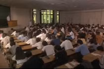 "Đẳng cấp" quay cóp của sinh viên