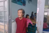 Người dân vùng ven biển của TP HCM “thất thần” trước bão số 9