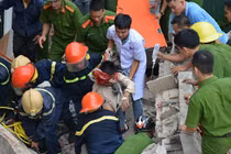 Hà Tĩnh: Nạn nhân bị kẹt trong nhà sập đã tử vong