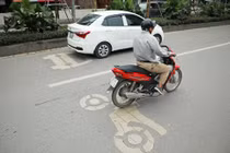 Sau hàng loạt tai nạn, hầm Kim Liên được kẻ thêm gờ giảm tốc