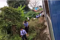 Hà Nội: Nam sinh viên bị tàu cán tử vong tại chỗ