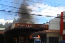 Cháy cây xăng ở Quảng Nam, nhiều người hoảng loạn tháo chạy