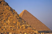 Tận mục đường hầm trong lòng kim tự tháp Cheops