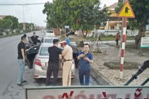 Giật mình, bán 2 phụ nữ với giá 34 triệu đồng