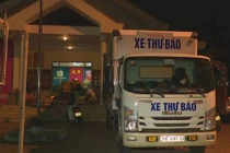 Bắt quả tang xe Thư báo chở hàng lậu