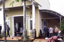 Chặn đầu ô tô giải quyết mâu thuẫn, thanh niên bị xe tông chết