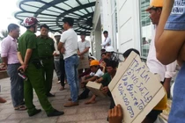 Nhà thầu TTTM Hòa Bình Green dừng thi công, hơn 100 công nhân điêu đứng