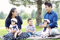 Gia đình MC Huyền Ny hạnh phúc trong bộ ảnh mới