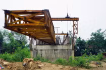 Cầu 130 tỷ vào suối cá thần ngổn ngang, dang dở sau 8 năm thi công