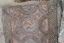 Phát lộ bức tranh khảm có niên đại 1.700 năm tuổi ở Israel