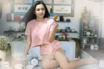 Vẻ kiêu sa lai ba dòng máu của hot girl Sài thành