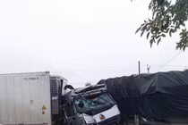 Tai nạn liên hoàn khiến 2 người tử vong tại Bình Thuận
