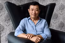 Vân Sơn nói về tin đồn kinh doanh thua lỗ, không nhìn mặt Hoài Linh