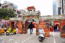 Tái hiện chợ Tết thời bao cấp ở Hà Nội