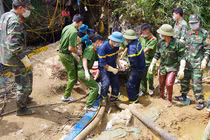 Toàn cảnh 10 ngày tìm kiếm nạn nhân bị mắc kẹt trong hang ở Si Ma Cai