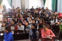 Bị kỷ luật vì tham mưu ký vượt chỉ tiêu hàng trăm giáo viên