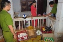 Hàng trăm kg sầu riêng tiêm hóa chất bị bắt tại trận