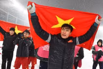 100 bức ảnh báo chí đầy cảm xúc và nhiều dấu ấn chào mừng ngày 21/6