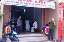 Sợ bị "thảm sát", làm đám tang cho người sống