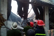 Cháy lớn tại Cụm công nghiệp làng nghề Liên Hà