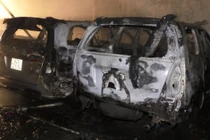 Gara ở Đà Nẵng cháy lớn, nhiều ôtô bị lửa thiêu rụi