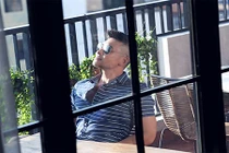 Ca sĩ Nguyễn Hồng Ân lịch lãm trong bộ ảnh mới