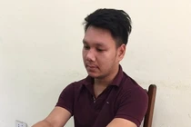 Khởi tố đối tượng nhặt được ví, ép chuộc 15 triệu đồng