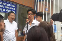 Buổi đầu thi vào lớp 10: Thí sinh hồ hởi, đầy tự tin