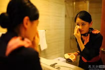 Công việc bí mật của nữ tiếp viên hàng không sau chuyến bay