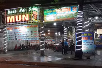 Đi ăn 20/10, nam thanh niên bị bảo vệ quán đâm trọng thương