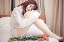 Nữ sinh Đại học Văn hóa khoe chân dài chào tuổi 20