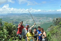Chinh phục đỉnh Lang Biang cùng chàng “hot boy nổi loạn“