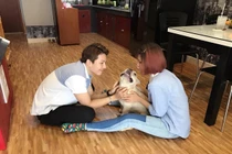 Không sống nhà bạc tỷ, cặp đôi lầy nhất showbiz về ở căn hộ đặc biệt này 