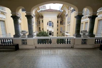 Dinh thự nguy nga 99 cửa của đại gia Sài Gòn xưa