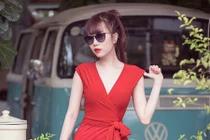 "Hot girl nội y" trở lại với hình ảnh gợi cảm