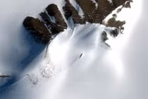 Xôn xao xác tàu UFO vùi trong tuyết ở Nam Cực