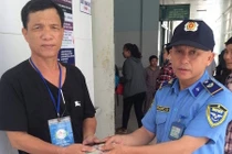 Nhặt được 20 triệu, vệ sĩ tìm bệnh nhân để trả lại