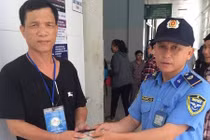 Nhặt được 20 triệu, vệ sĩ tìm bệnh nhân để trả lại